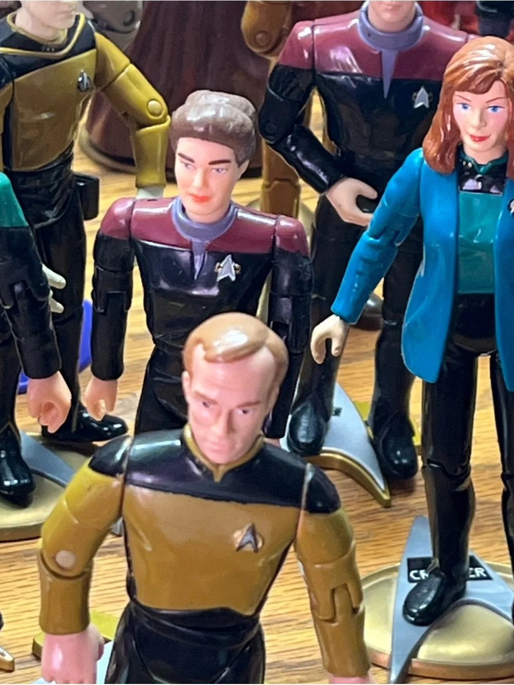 Large lot of Star Trek action figures 33 in the lot